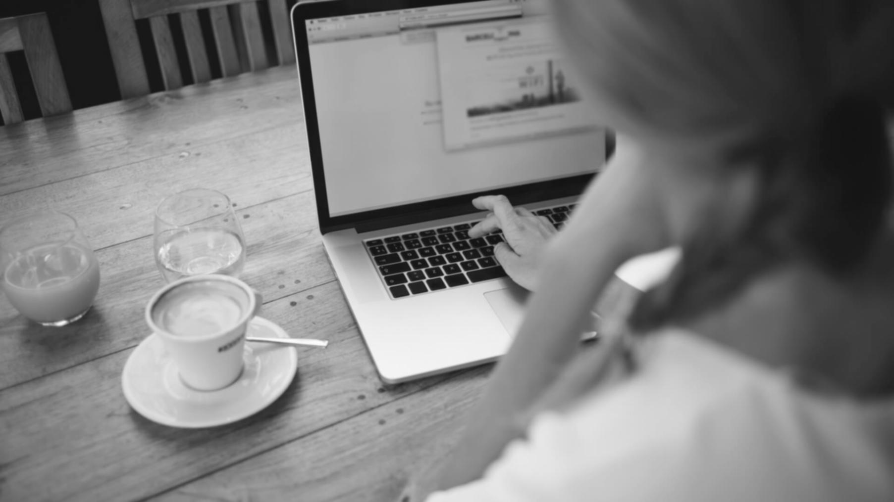 Philosophische Diskussion in unserem Webinar-Studio